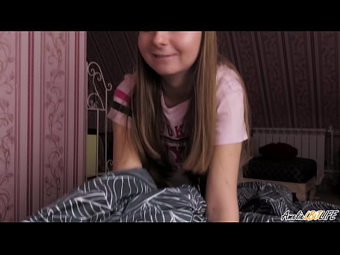 ❤️ Blondie-k bere BFF-ren sakon zurrupatzen du eta esperma jasotzen du ahoan ️ Super sexua gurean eu.my-hentai-gallery.ru ️❤